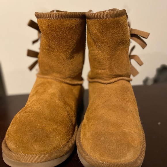 Koolaburra UGG Boots size 3 - Picture 4 of 7